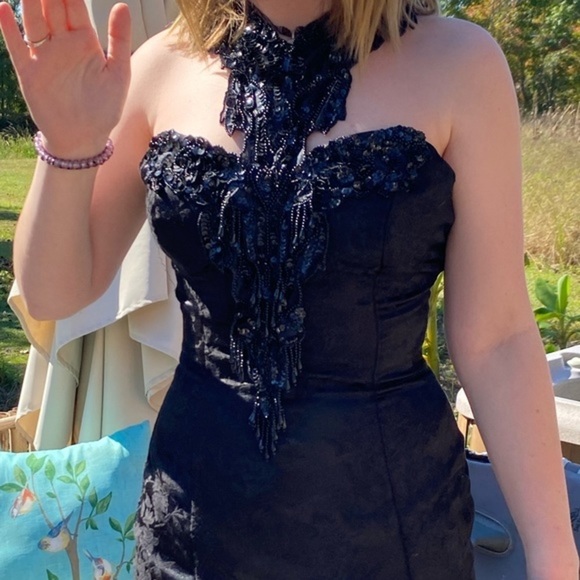 Black Prom dress 11/12 - Picture 8 of 16